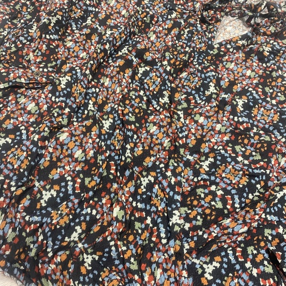 Knox Rose Black Multicolored Blouse - Picture 2 of 9